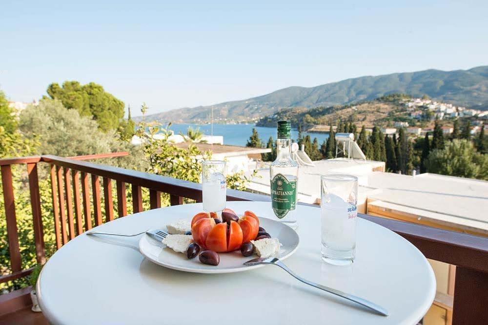 Poros Town Sophie'S Apartment 1&2 מראה חיצוני תמונה